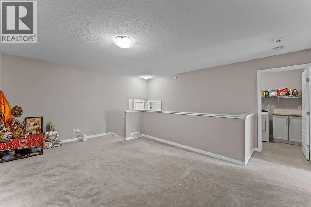 59 Howse Manor NE
