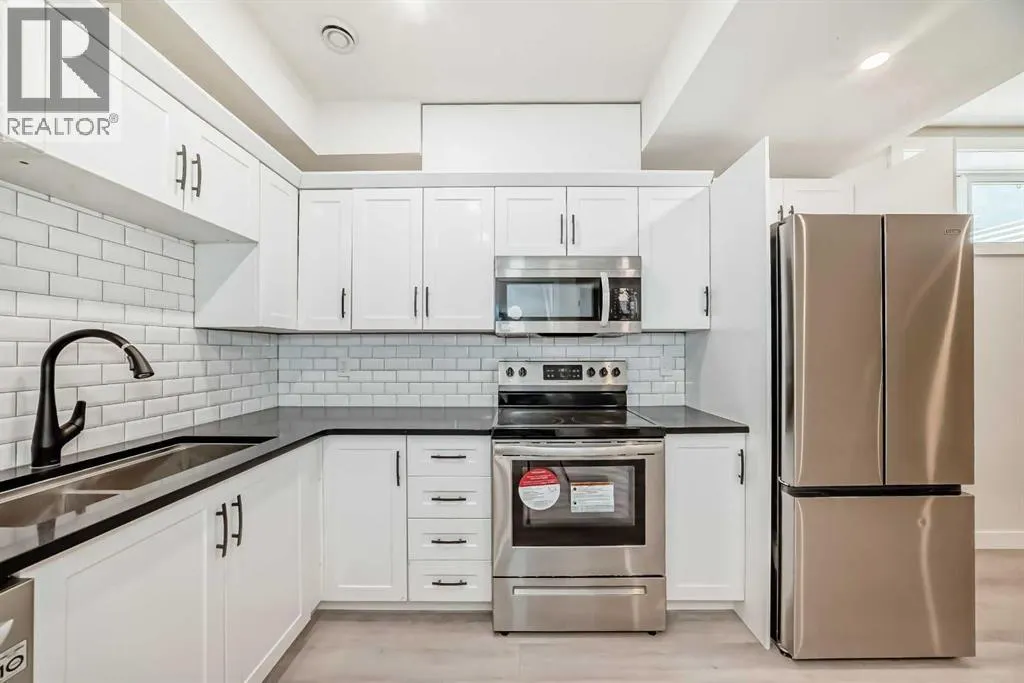 171 Red Sky Crescent NE