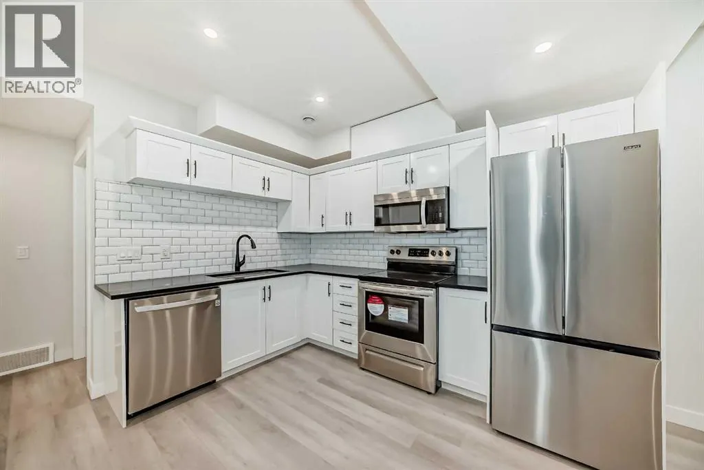 171 Red Sky Crescent NE
