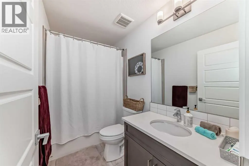 171 Red Sky Crescent NE