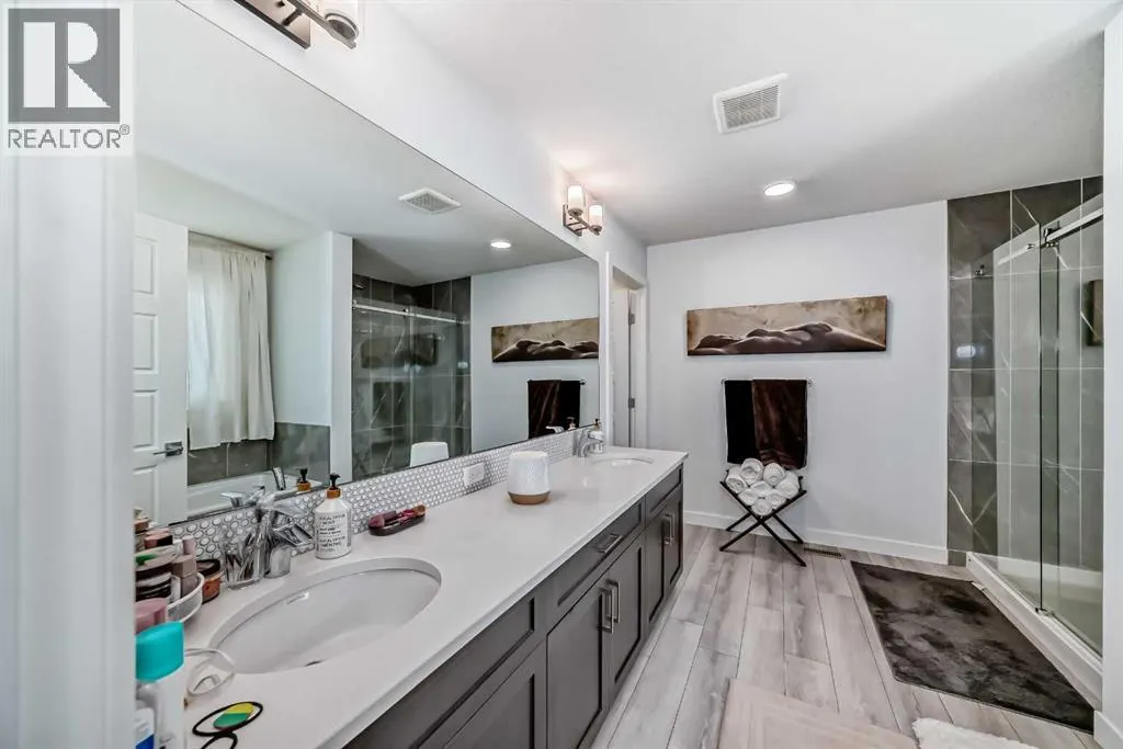 171 Red Sky Crescent NE
