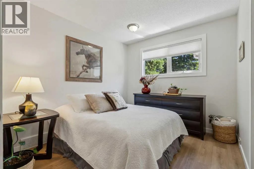 343 Canterbury Drive SW