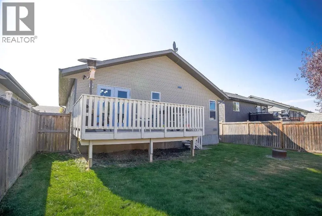 205 Jennings Crescent