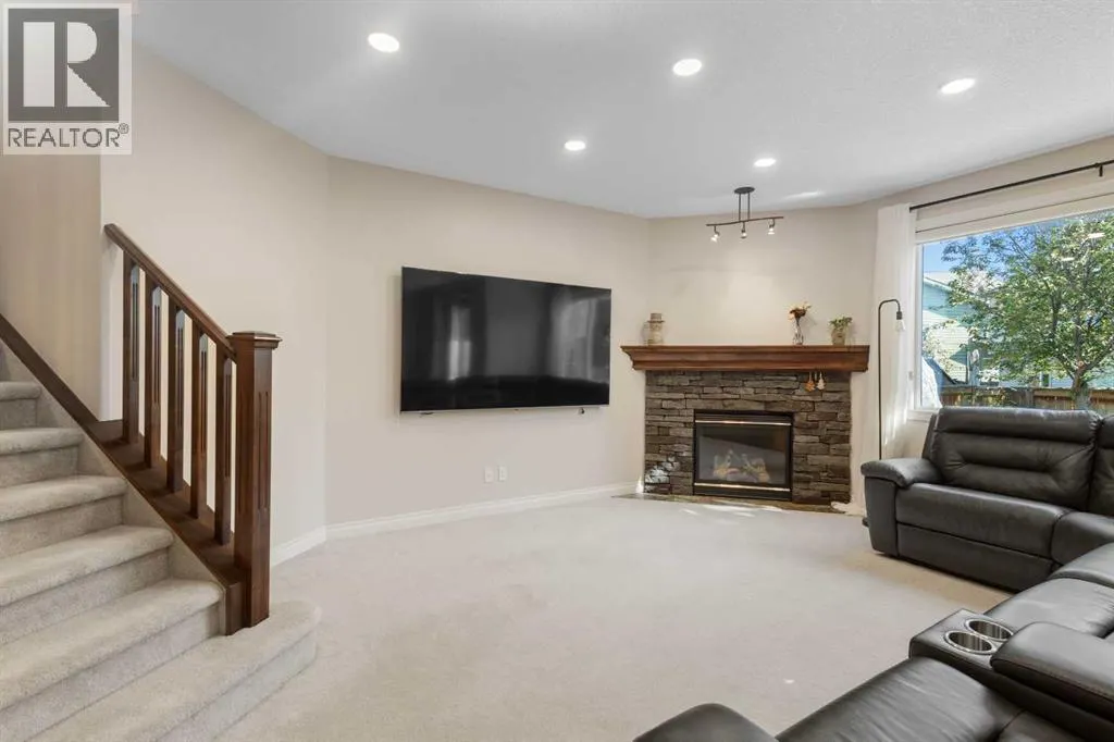 36 Aspen Hills Close SW