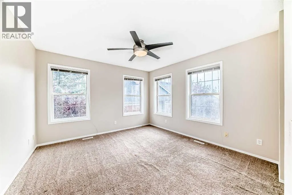 84 Inverness Square SE