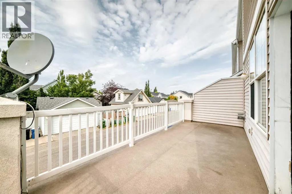 84 Inverness Square SE