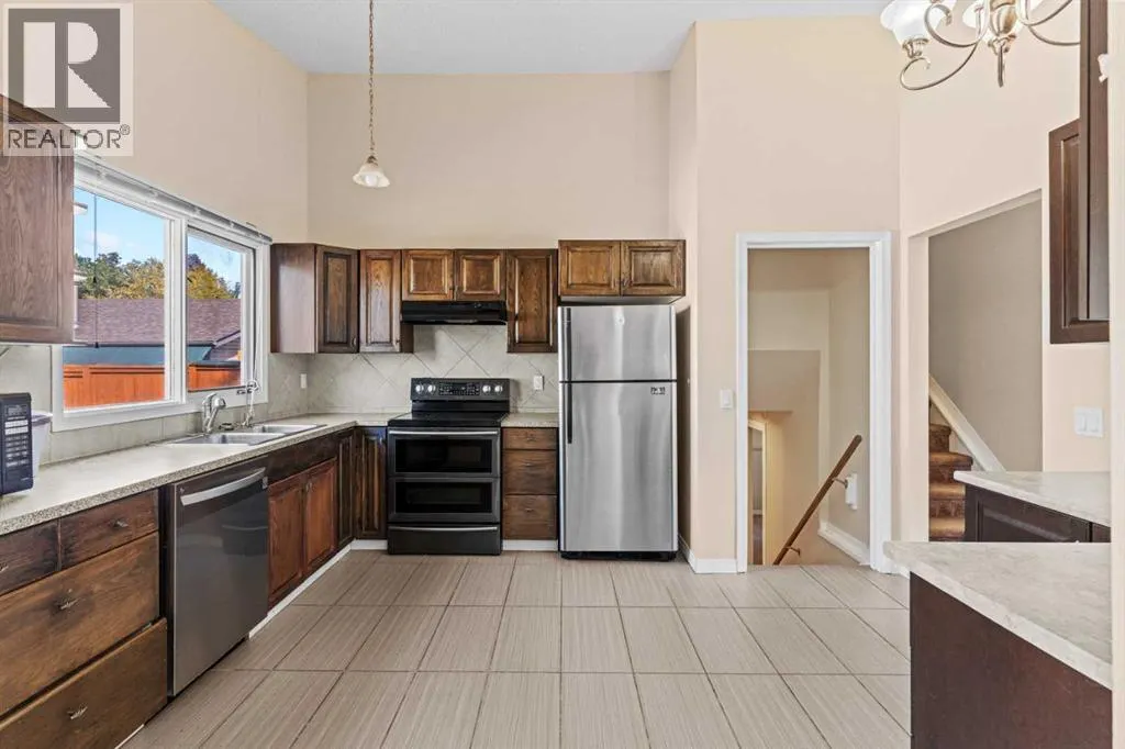 212 Queen Anne Road SE
