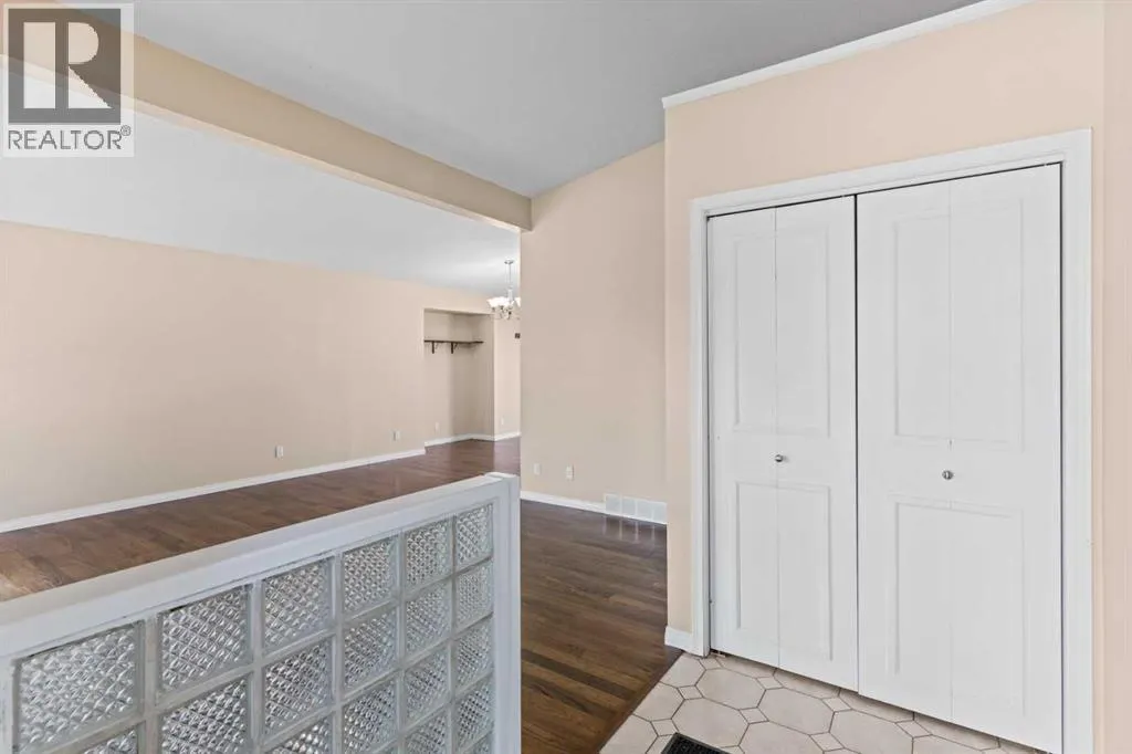212 Queen Anne Road SE