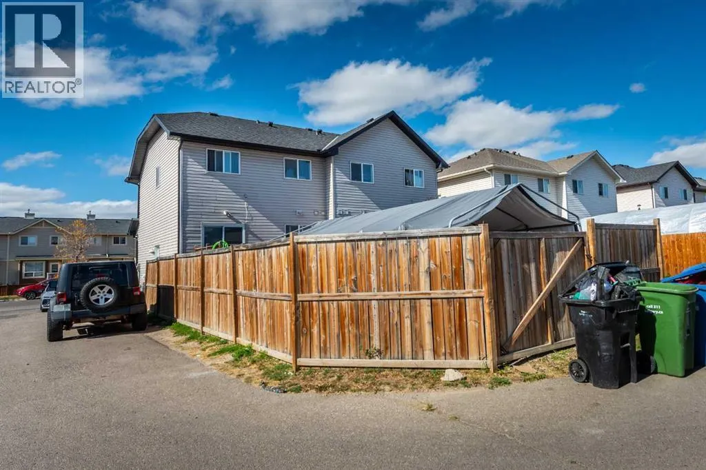 10 Tarawood Lane NE