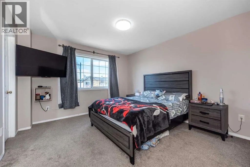 10 Tarawood Lane NE