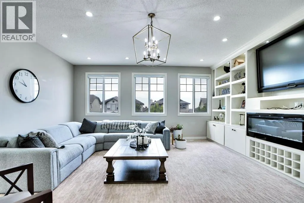 117 Hawkmere Place