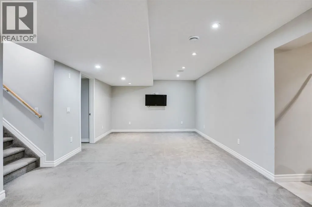 117 Hawkmere Place
