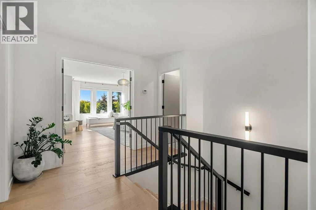 228 Mahogany Bay SE