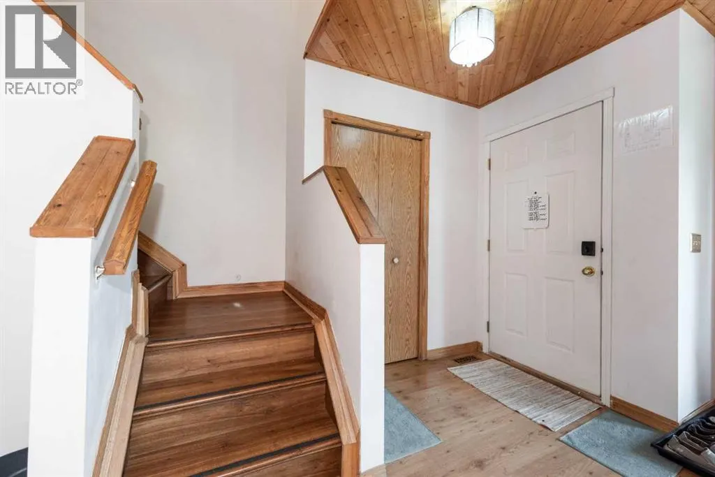 148 Martin Crossing Crescent NE