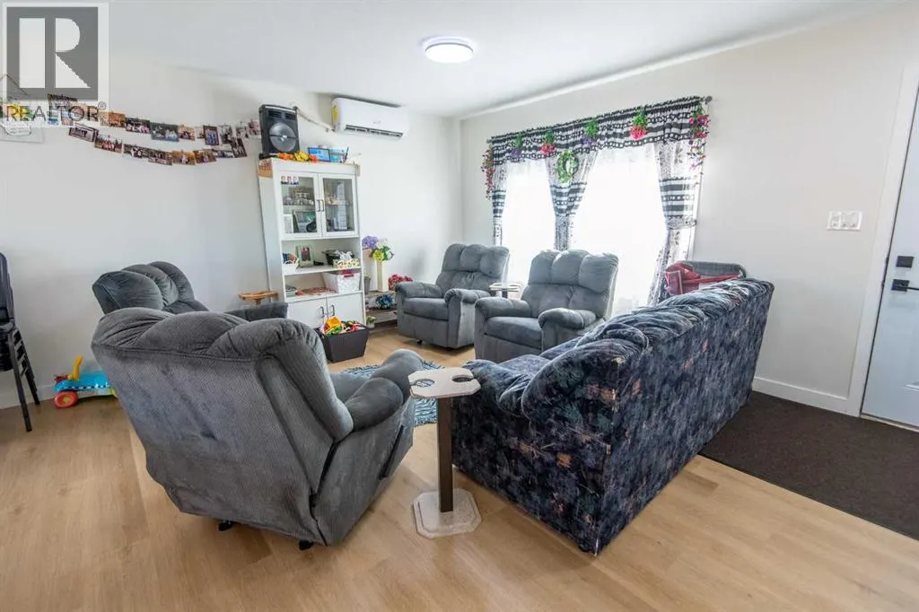 10410 105 Avenue