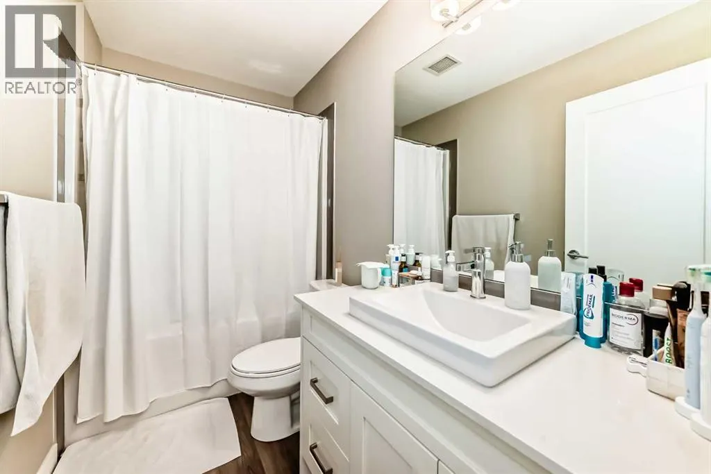 207, 40 Walgrove  SE
