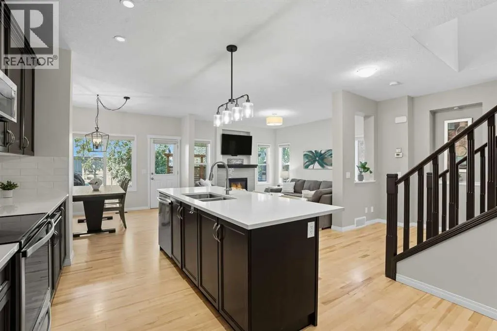 237 Kincora Glen Rise NW
