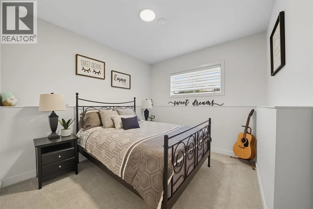 42 Longmire Close