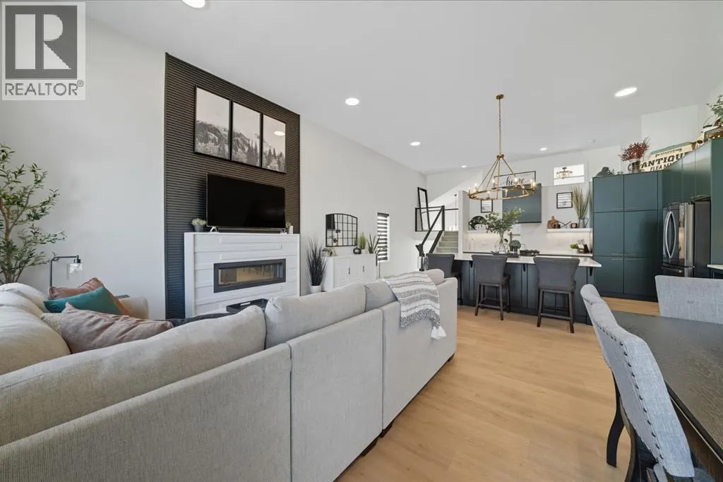 42 Longmire Close