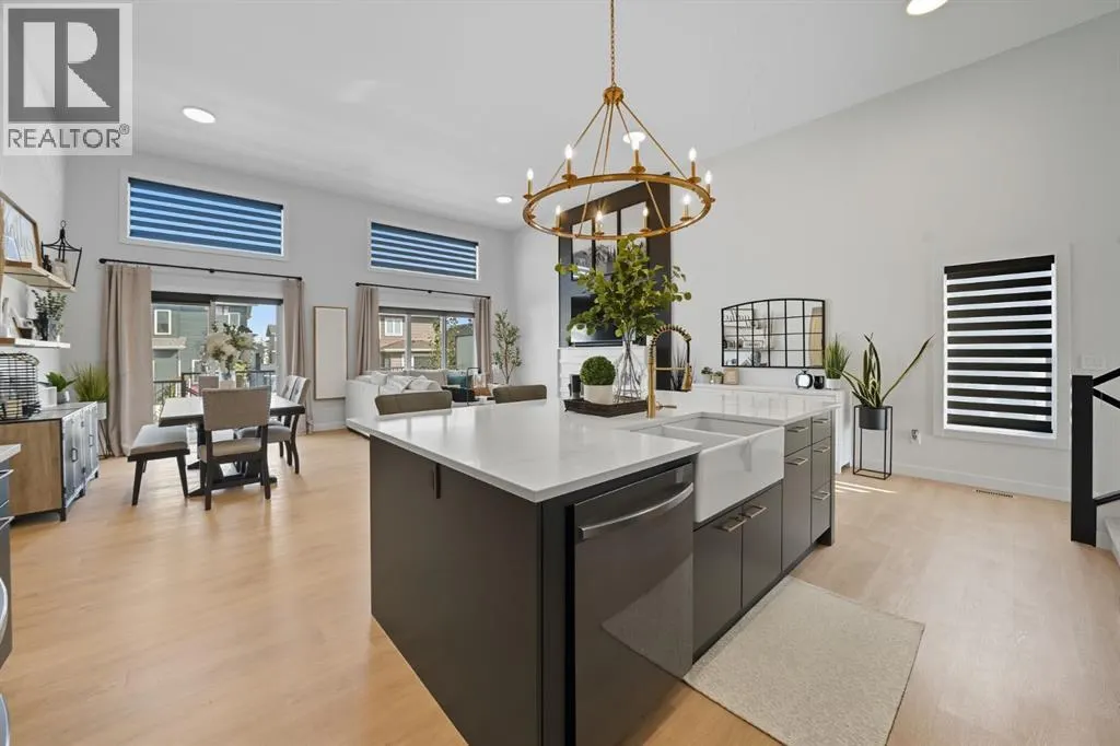 42 Longmire Close
