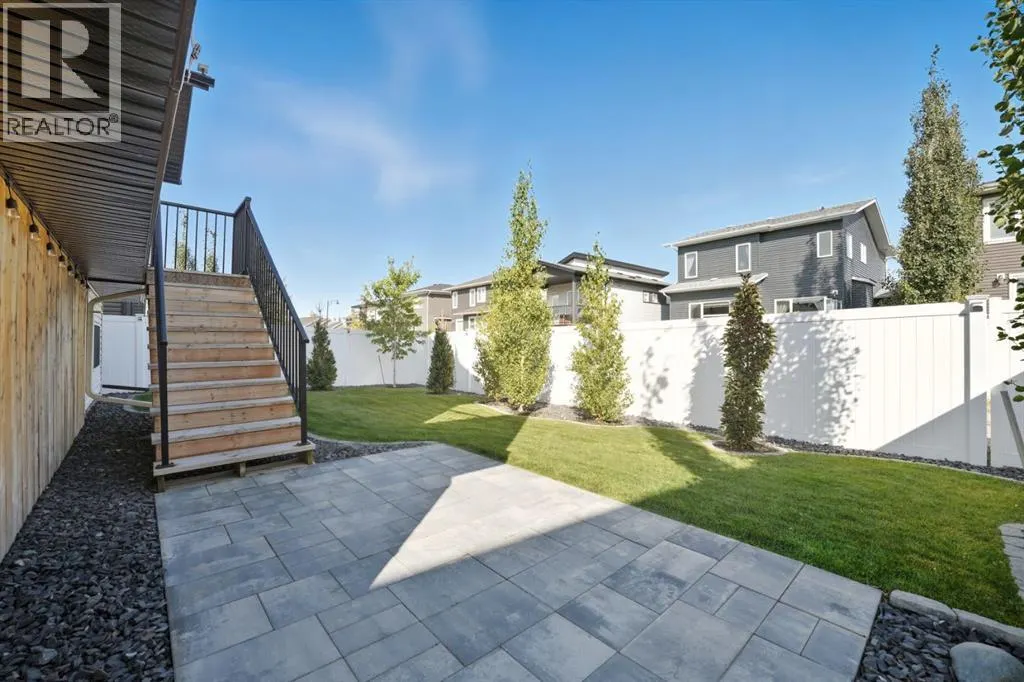 42 Longmire Close