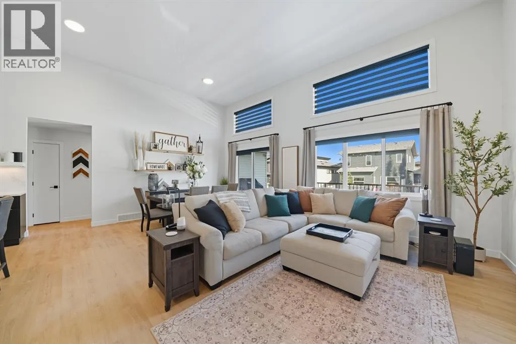 42 Longmire Close