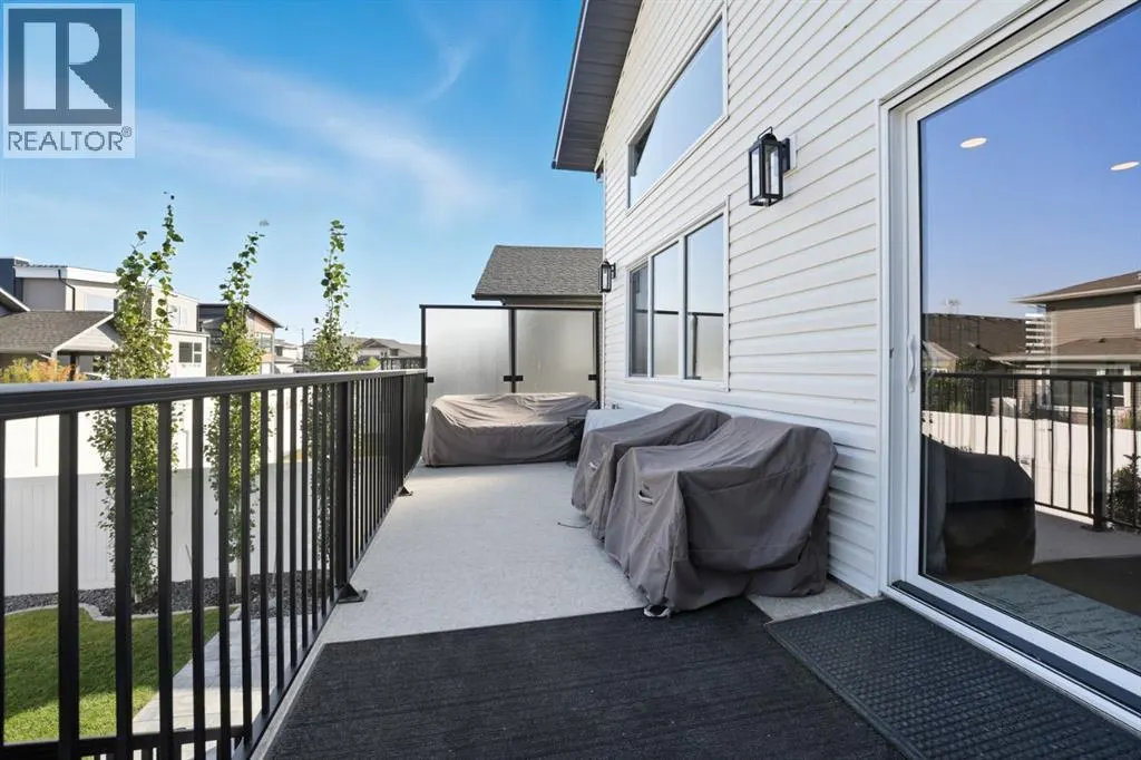 42 Longmire Close