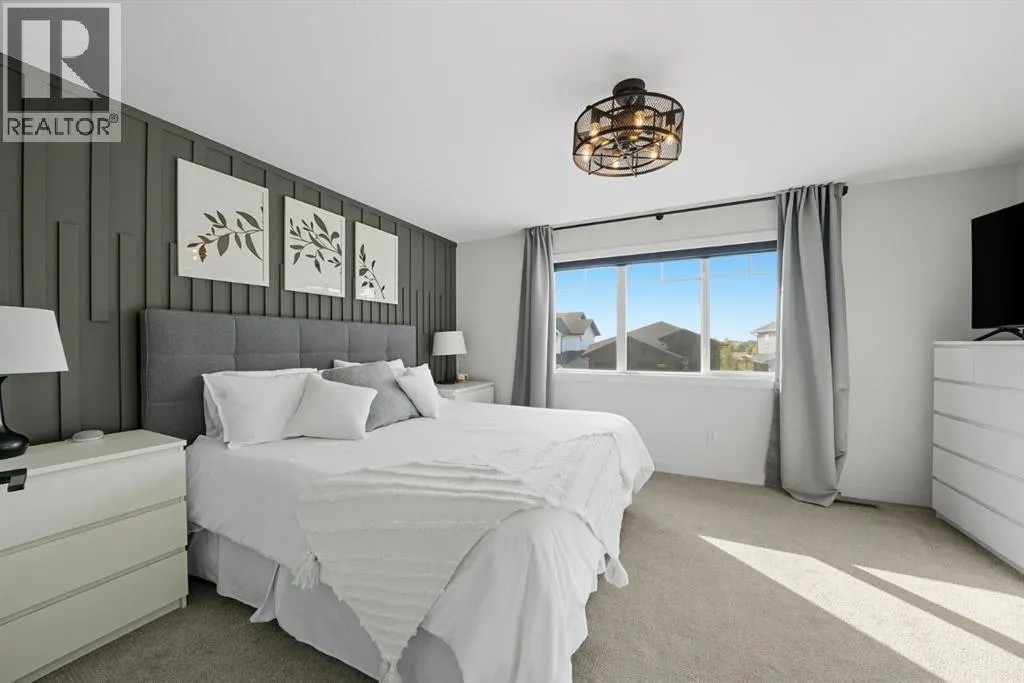 42 Longmire Close