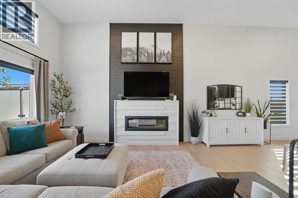 42 Longmire Close