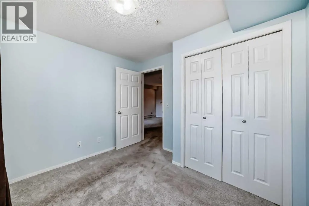 2238, 8 Bridlecrest Drive SW