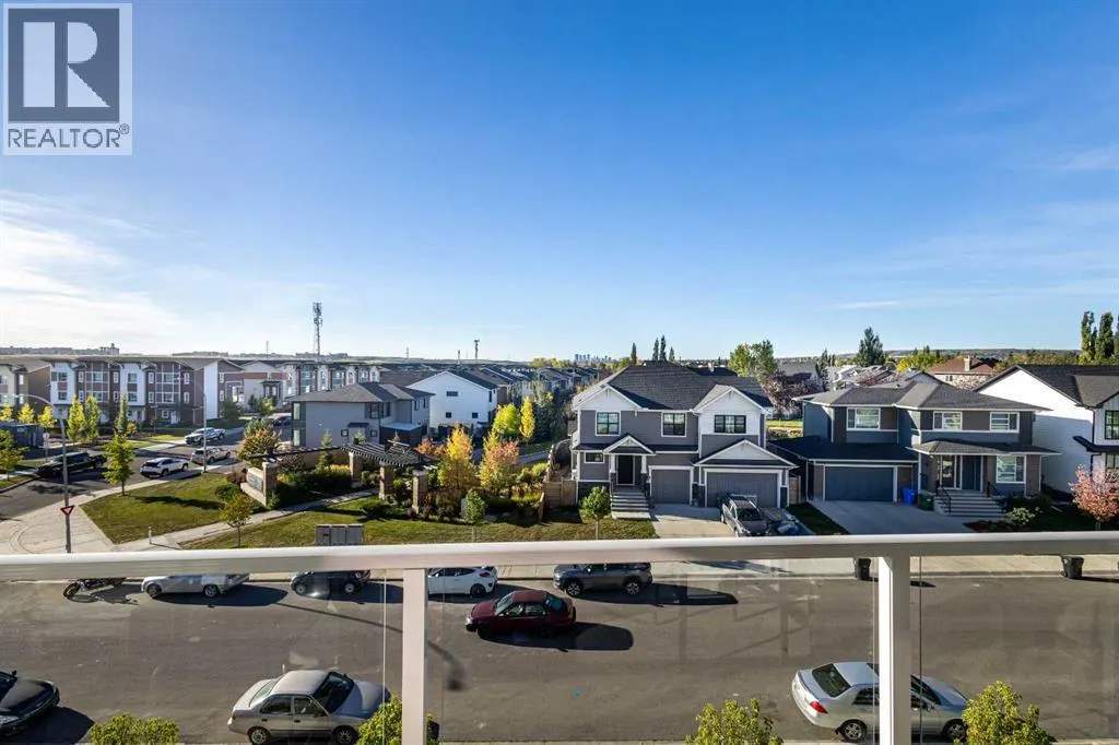 305, 100 Harvest Hills Place NE