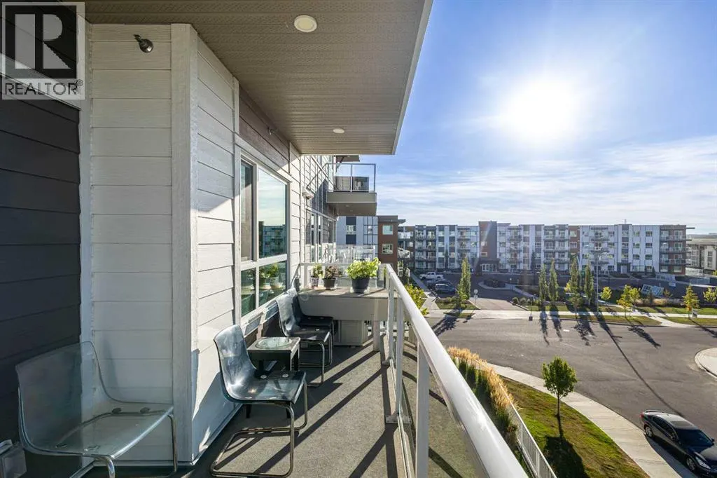 305, 100 Harvest Hills Place NE