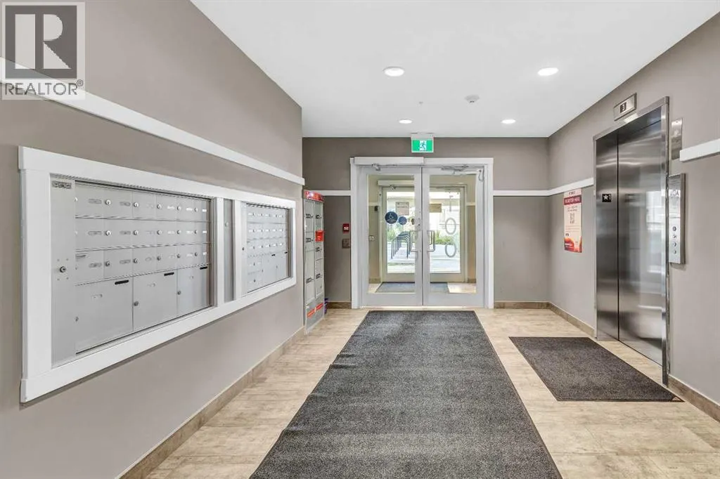 305, 100 Harvest Hills Place NE