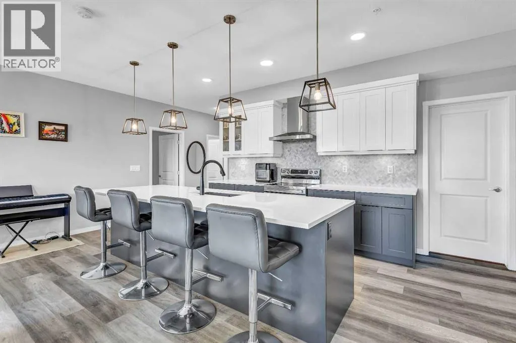 305, 100 Harvest Hills Place NE