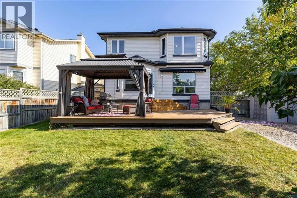 10 Douglas Glen Crescent SE