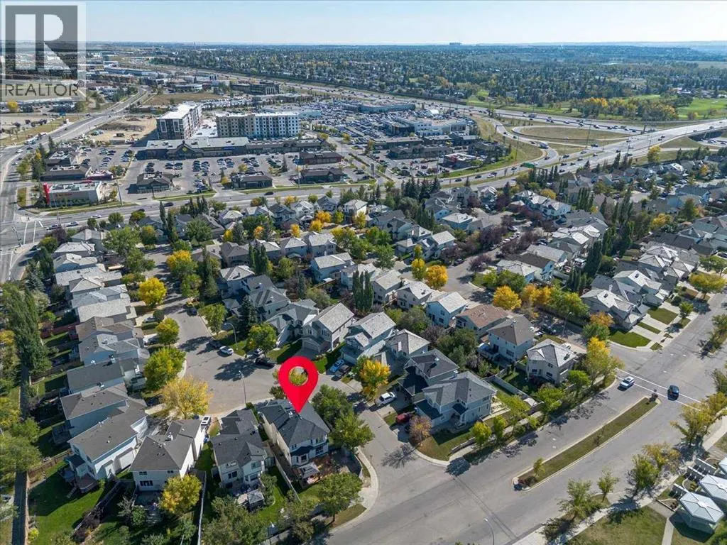 10 Douglas Glen Crescent SE