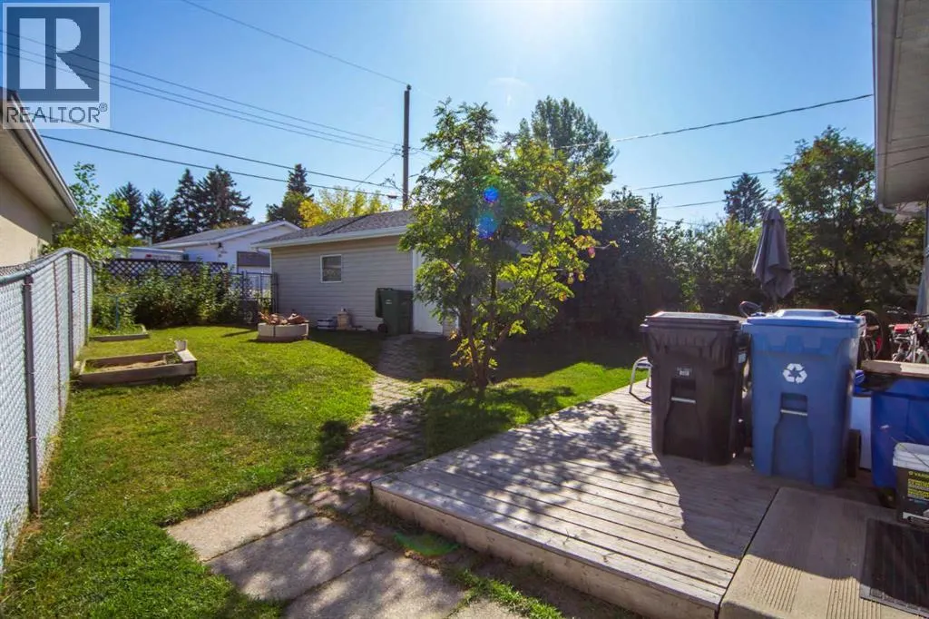 1251 Penedo Crescent SE