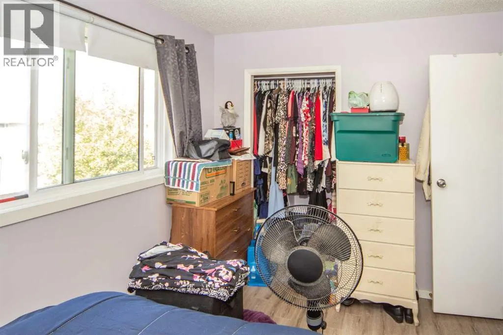 1251 Penedo Crescent SE