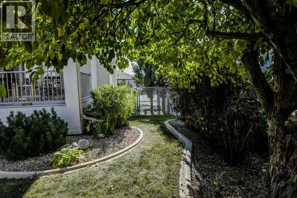 5409 44A Street Close