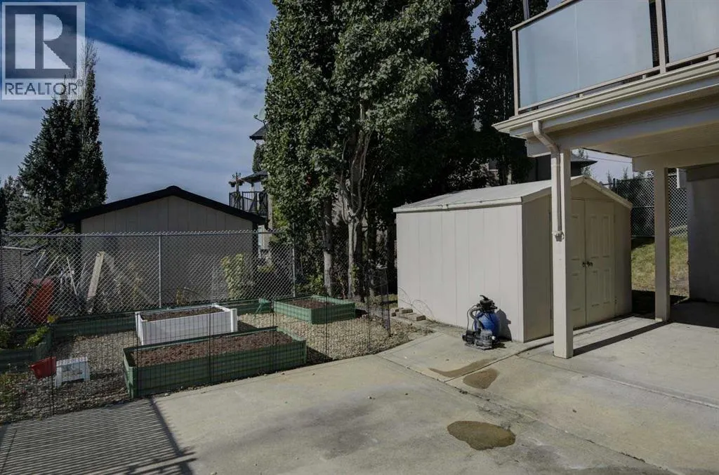 5409 44A Street Close