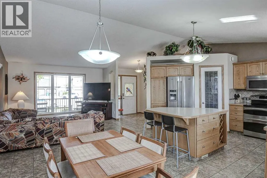 5409 44A Street Close