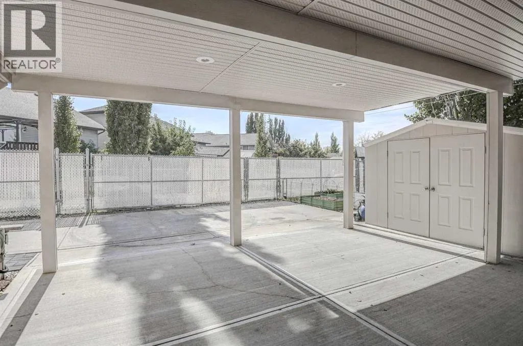 5409 44A Street Close