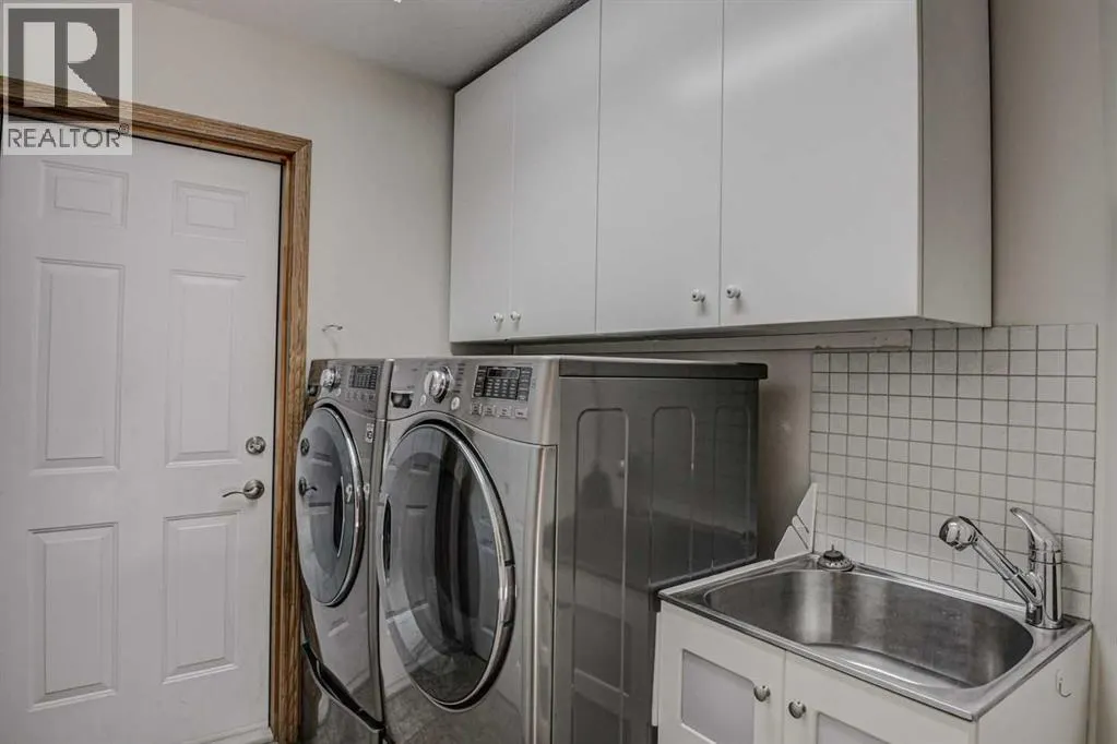 5409 44A Street Close