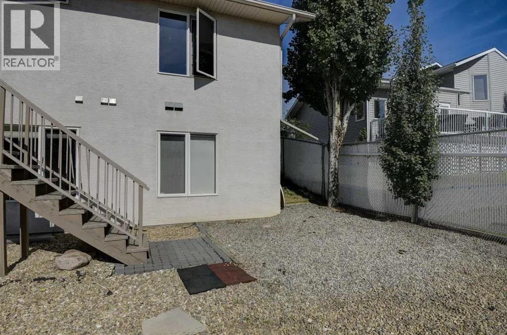 5409 44A Street Close