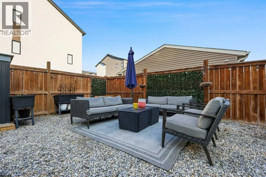 59 Masters Manor SE