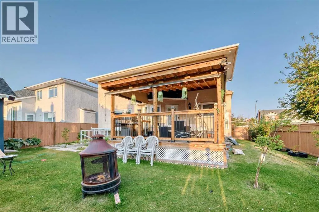 204 Coral Keys Green NE