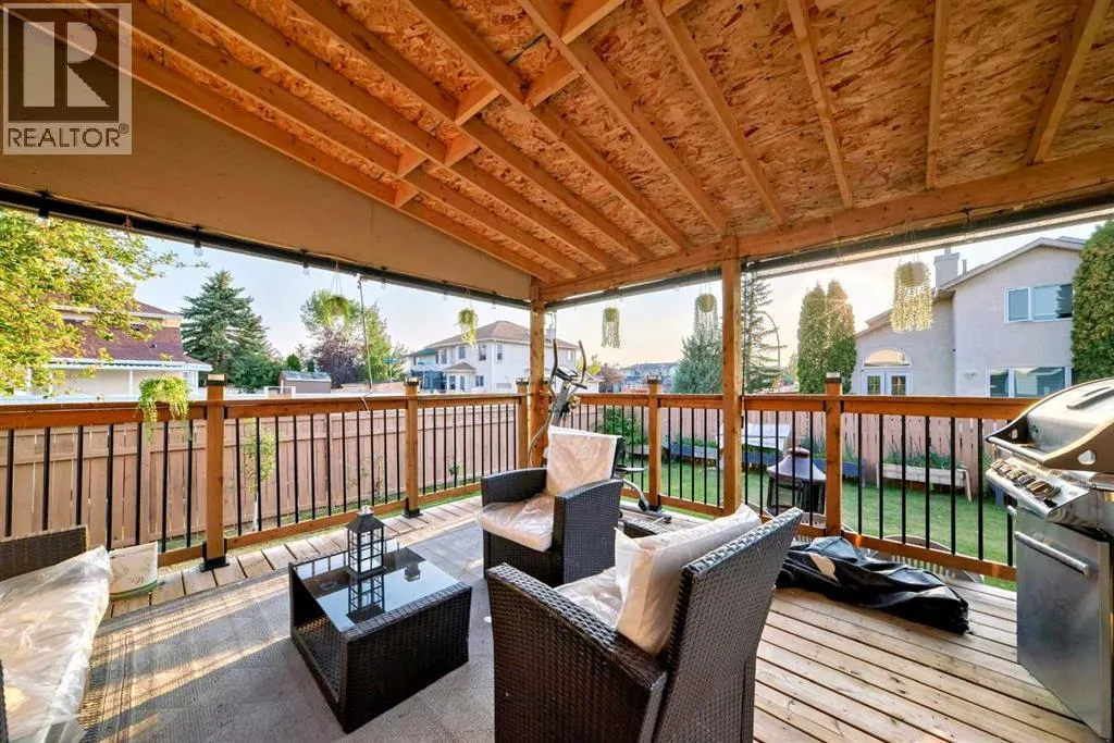 204 Coral Keys Green NE