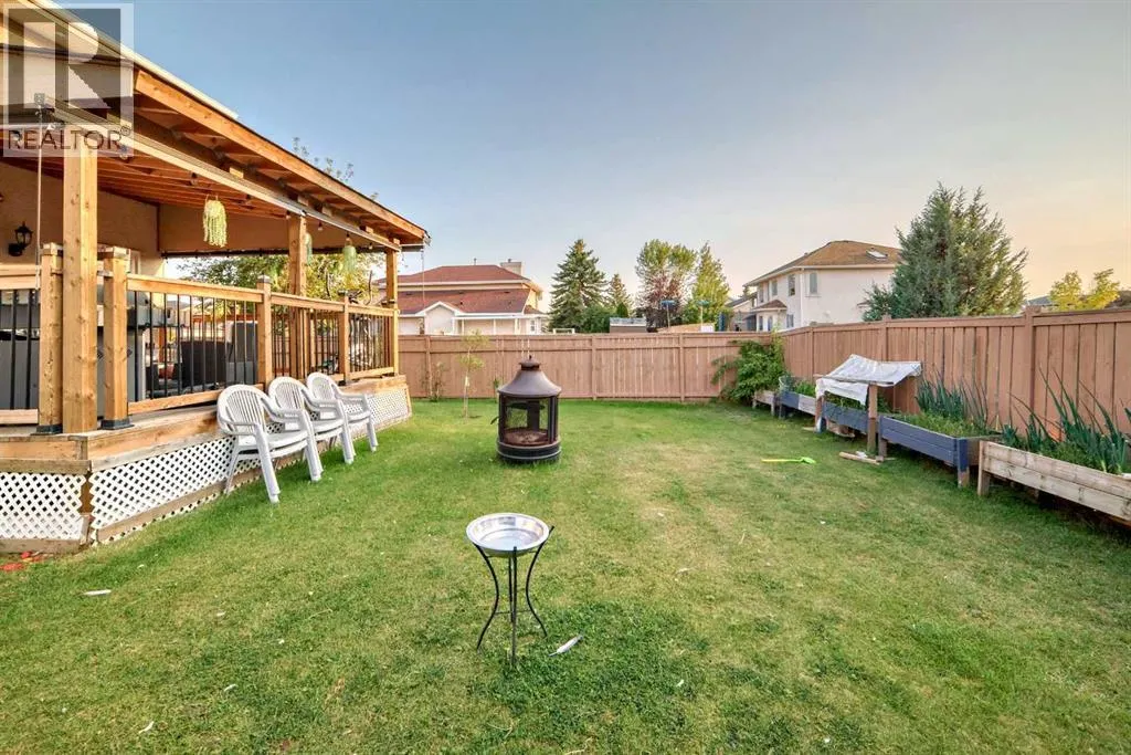 204 Coral Keys Green NE