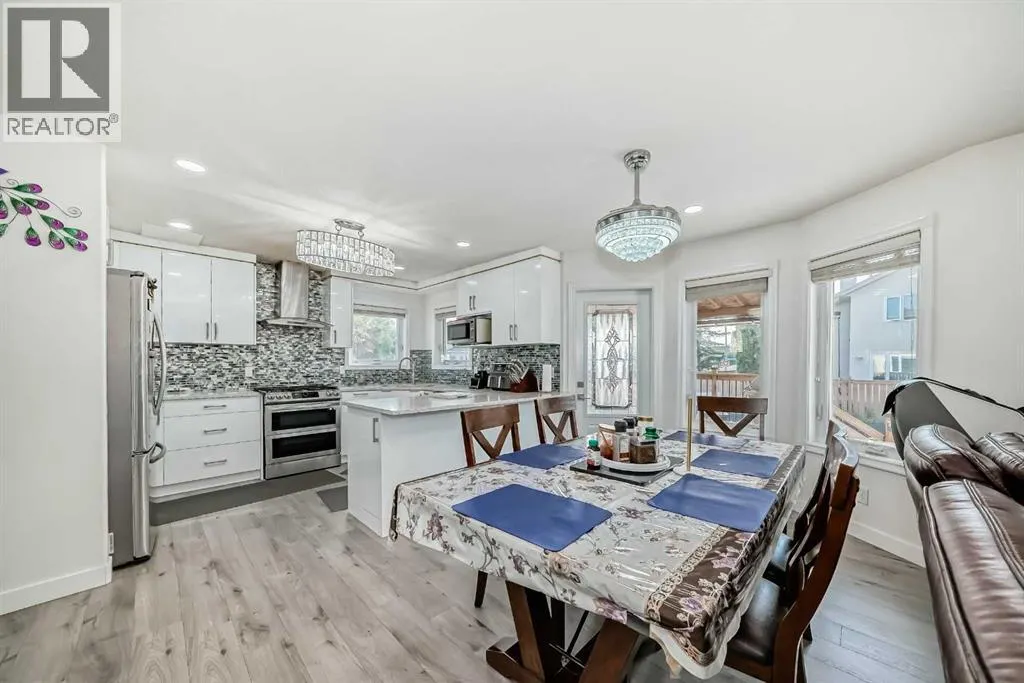 204 Coral Keys Green NE