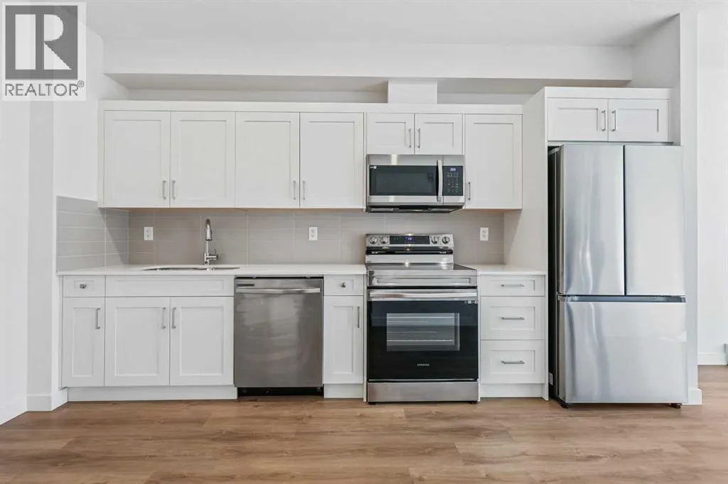 5207, 200 Seton Circle SE